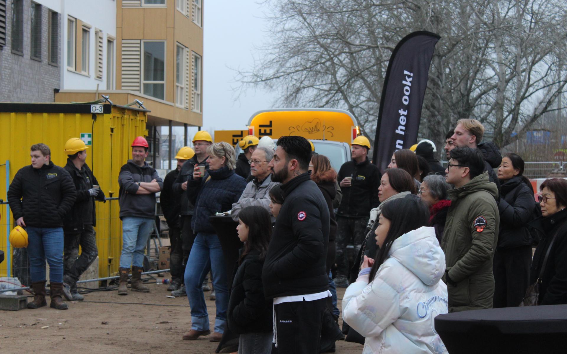 Feestelijke start bouw project Pleijweg